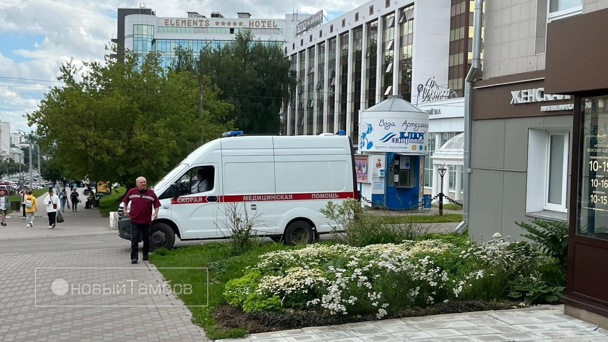 «Ждём скорую по два часа»: почему жители Моршанска не могут дозвониться до врачей, а власти говорят о нехватке кадров