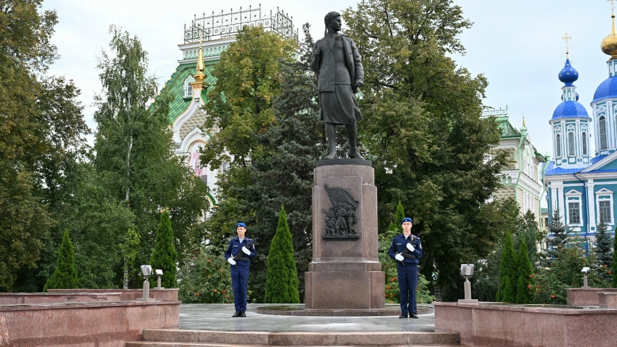 В Тамбове почтили память Зои Космодемьянской